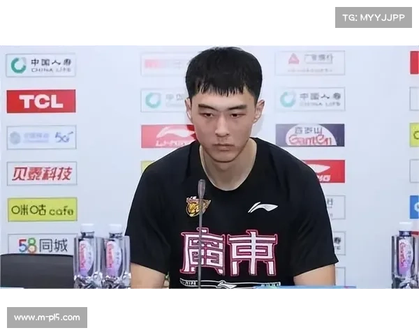 张明池身材发福失误频频杜锋对昔日弟子表现大为失望 张明池身材发福失误频频杜锋对昔日弟子表现大为失望